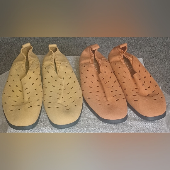 Liz Claiborne Flats - Picture 1 of 6